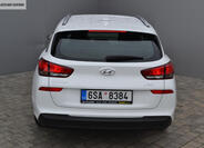 Hyundai i30 4