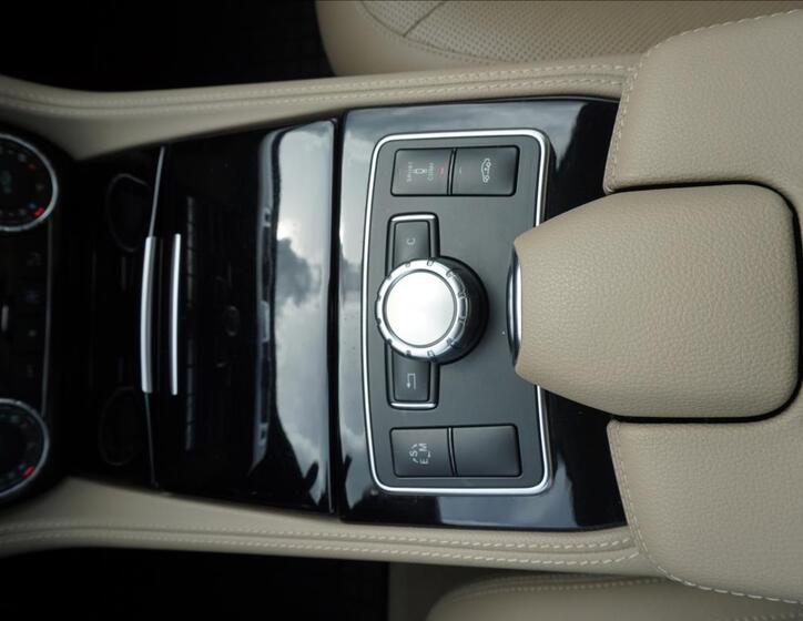 Mercedes-Benz CLS 18