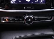 Volvo S90 23