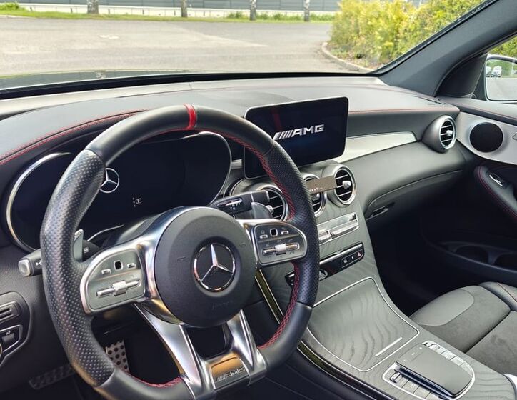 Mercedes-Benz GLC 10