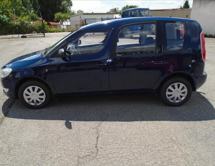 Škoda Roomster 8