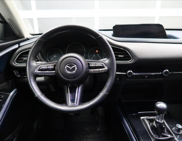 Mazda CX-30 13