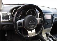 Jeep Grand Cherokee 16
