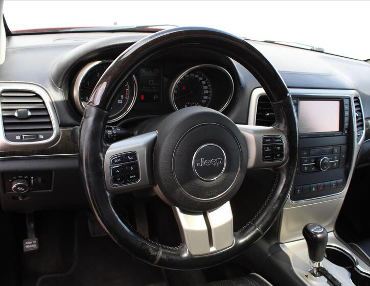 Jeep Grand Cherokee 16