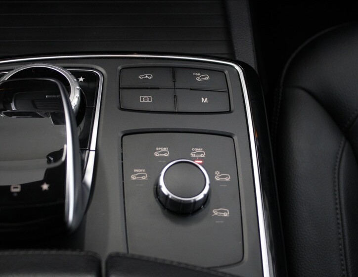 Mercedes-Benz GLE 16