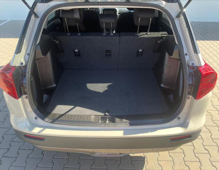 Suzuki Vitara 8