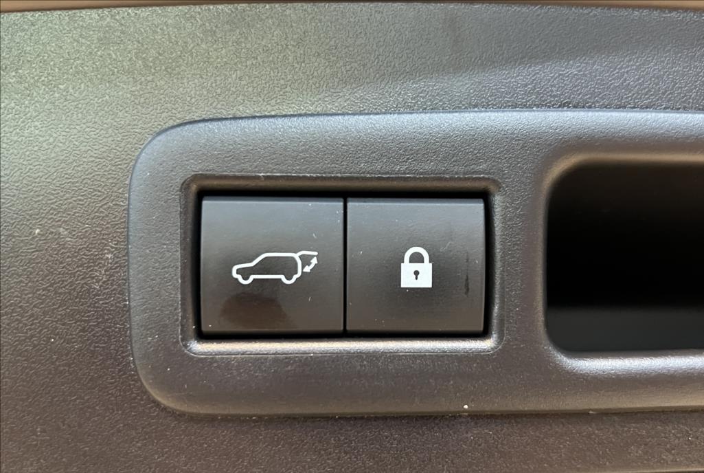 Lexus UX 250h