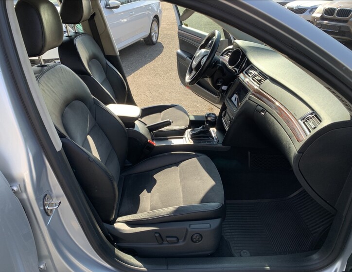 Škoda Superb 13
