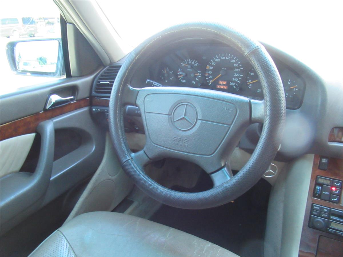Mercedes-Benz 140