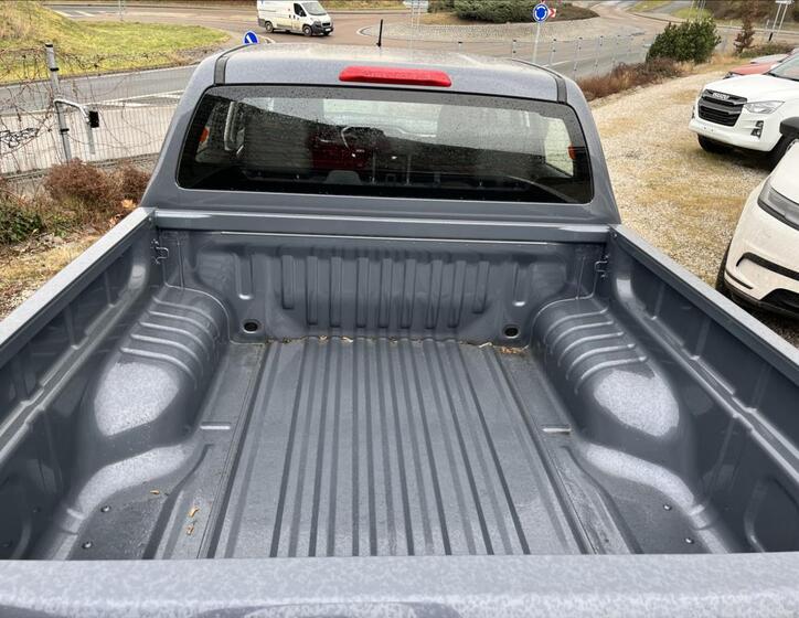 Isuzu D-Max 27