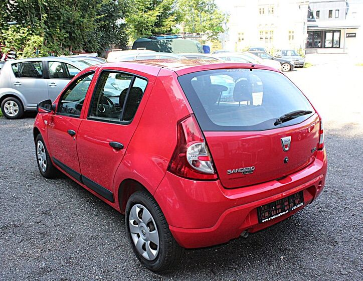 Dacia Sandero 6