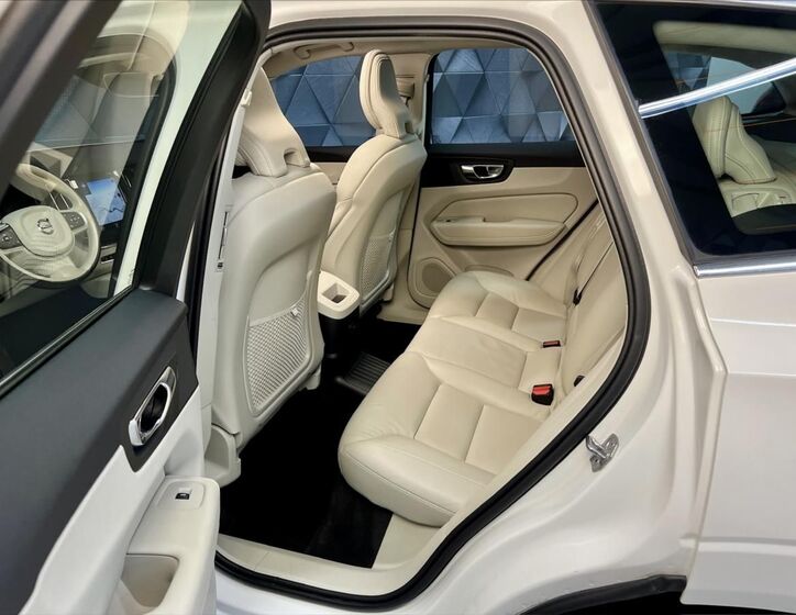Volvo XC60 12
