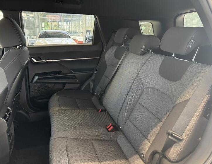 SsangYong Torres 10