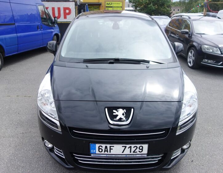 Peugeot 5008 3