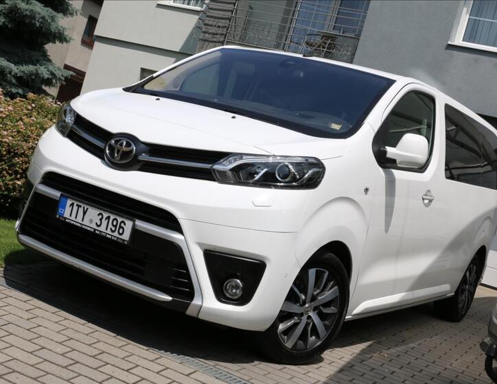 Toyota ProAce Verso 6