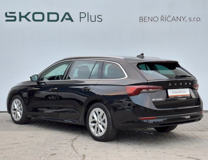 Škoda Octavia 10