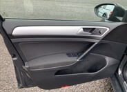 Volkswagen Golf 12