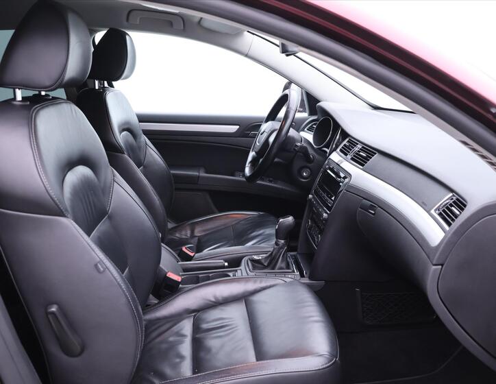 Škoda Superb 12