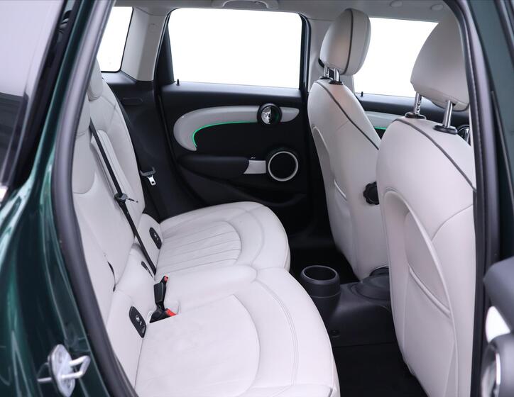 Mini Cooper 16