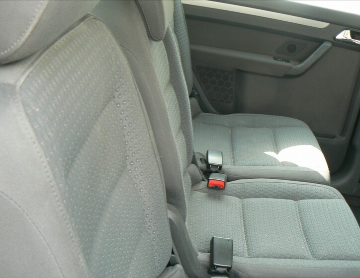 Volkswagen Touran 16