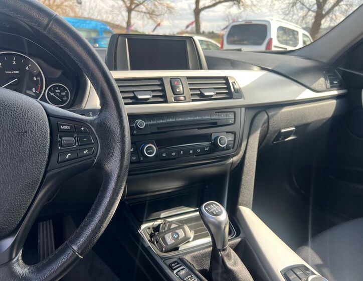 BMW Řada 3 17