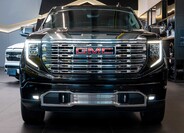 GMC Sierra 9