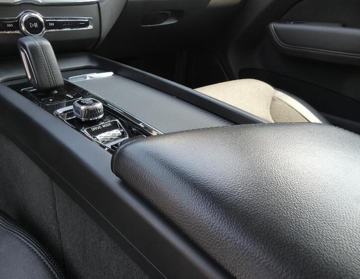 Volvo XC60 6