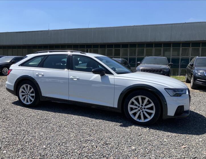 Audi A6 Allroad 8