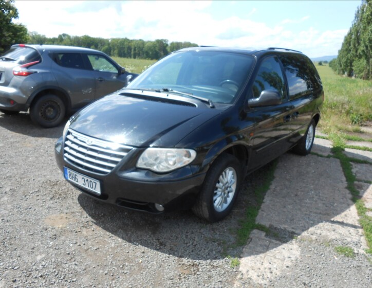 Chrysler Voyager 2