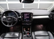 Volvo XC40 11