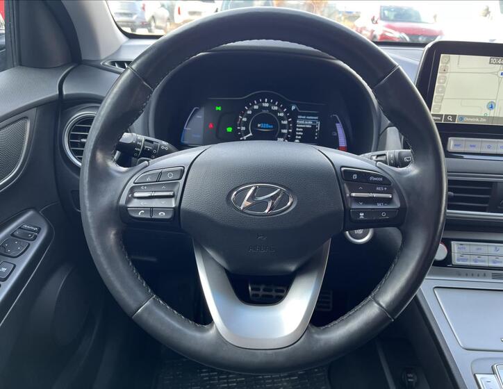 Hyundai Kona 12