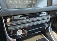 Jaguar XF 16
