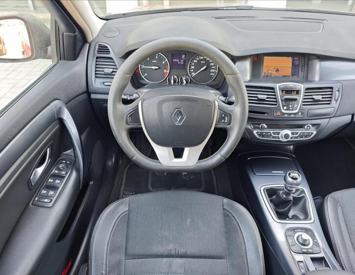 Renault Laguna 16