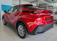 Toyota C-HR 7