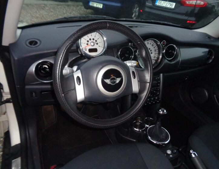 Mini Cooper 17
