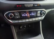 Hyundai i30 18