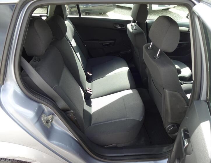 Opel Astra 25