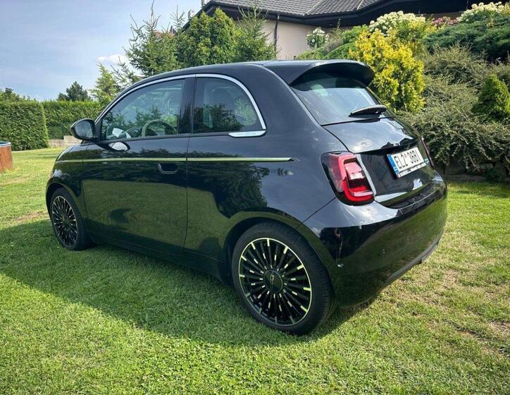 Fiat 500e 7