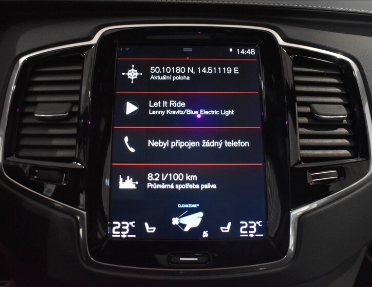 Volvo XC90 19