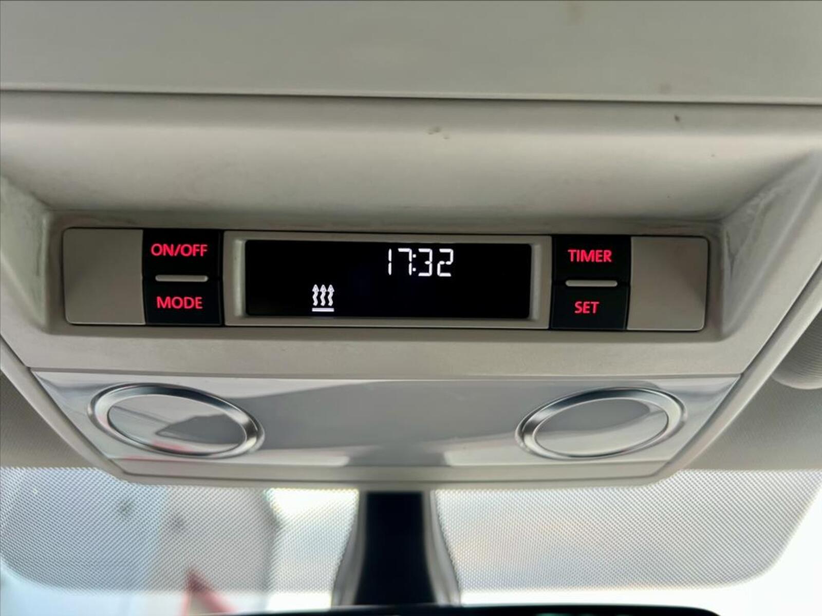 Volkswagen Multivan 39