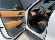 Land Rover Range Rover Velar 10