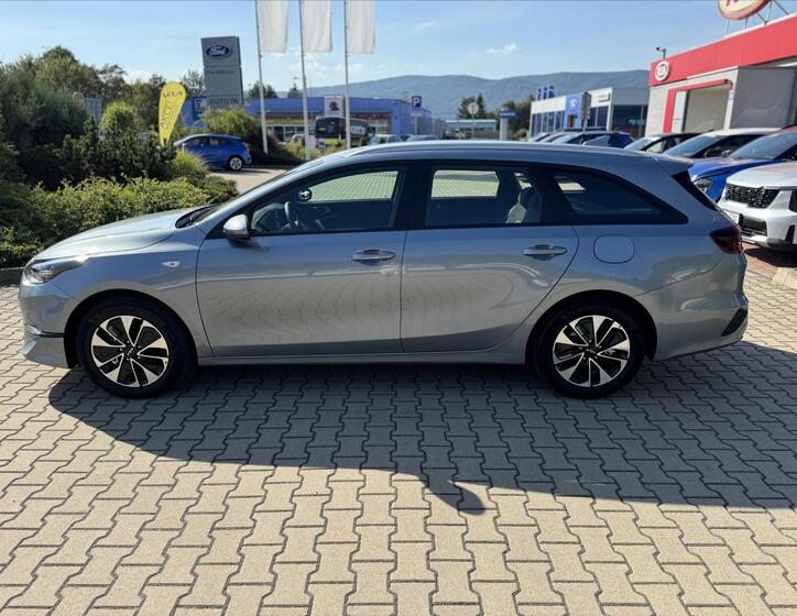 KIA Ceed 4