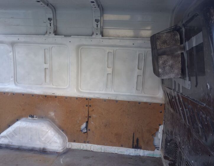 Ford Transit 16