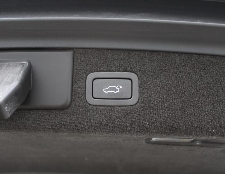 Jaguar XF 13