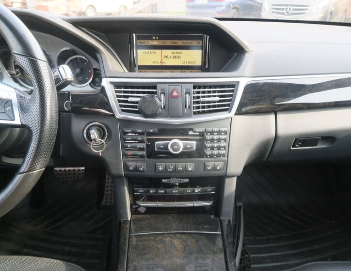 Mercedes-Benz Třídy E 13