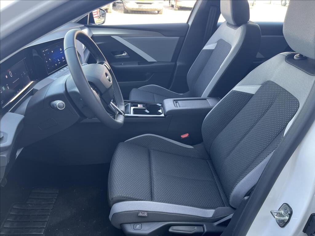 Opel Astra 12