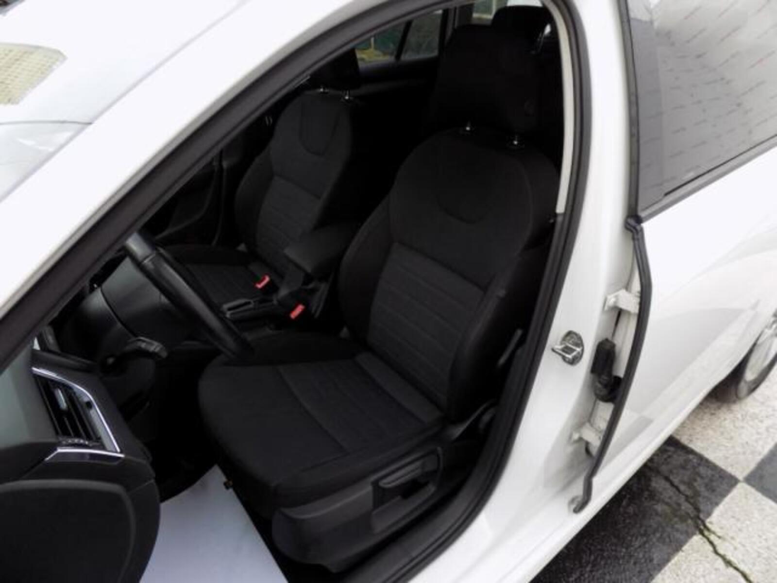 Škoda Octavia 14