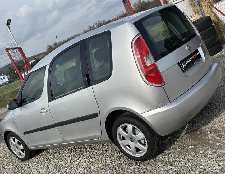 Škoda Roomster 7