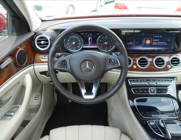 Mercedes-Benz Třídy E 21