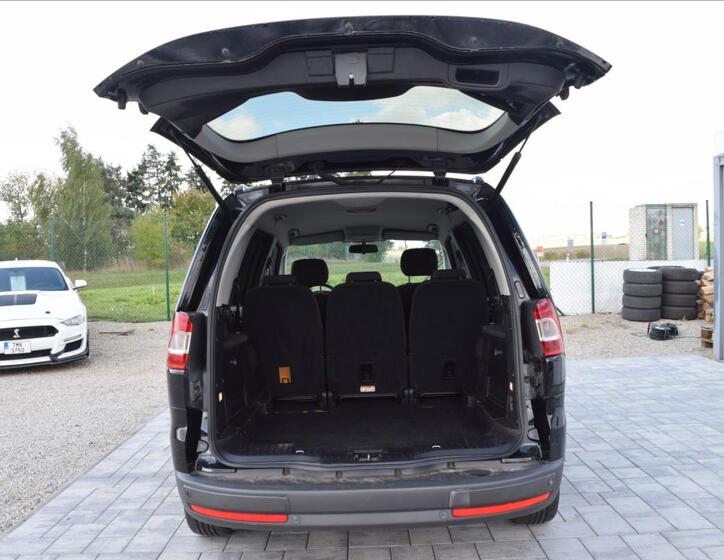 Ford Galaxy 23